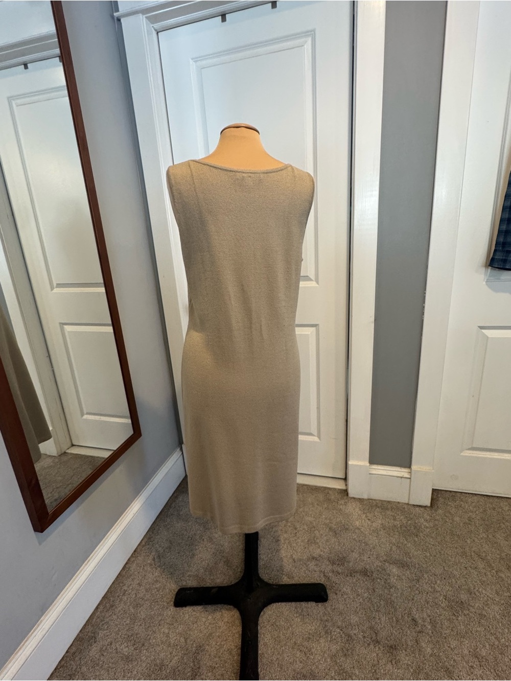St. John tan ivory knit suit jacket midi sleeveless sweater dress flaw size 12 - Picture 13 of 16